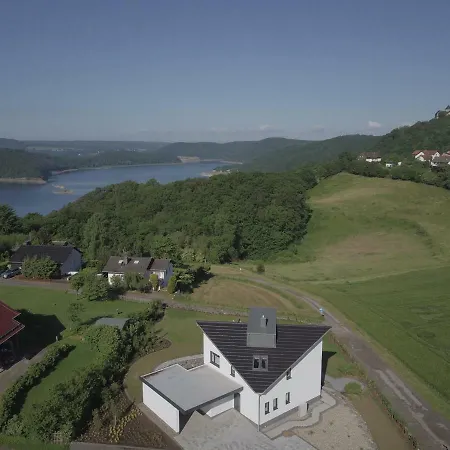 Eckeweg 1 Vakantiehuis *