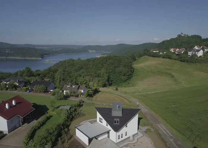 Eckeweg 1 Holiday home *